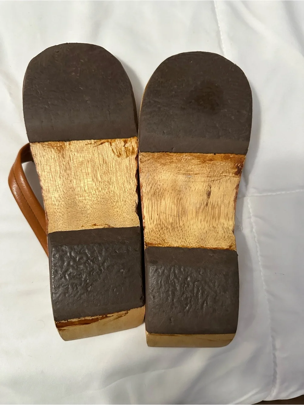 Vintage Fruit of the Loom Wooden Sandals Slides Carved Platform Size 7-7.5